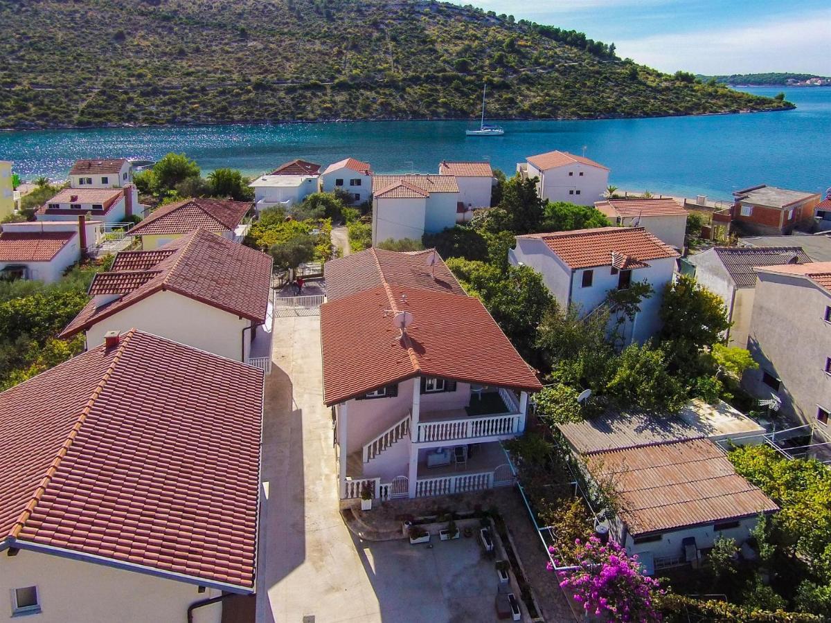 House Lucija Villa Рогозница Екстериор снимка