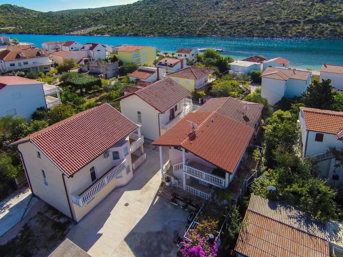 House Lucija Villa Рогозница Екстериор снимка