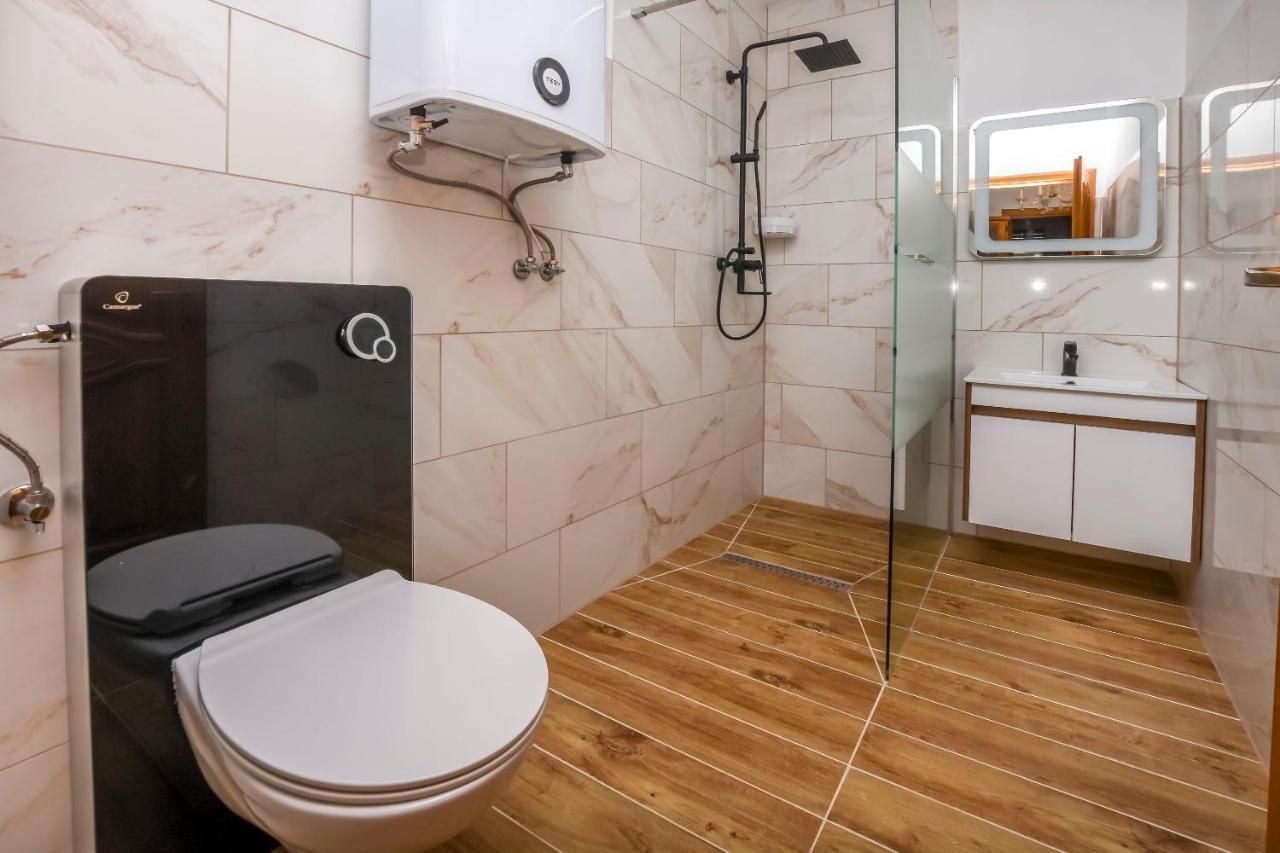 House Lucija Villa Рогозница Екстериор снимка
