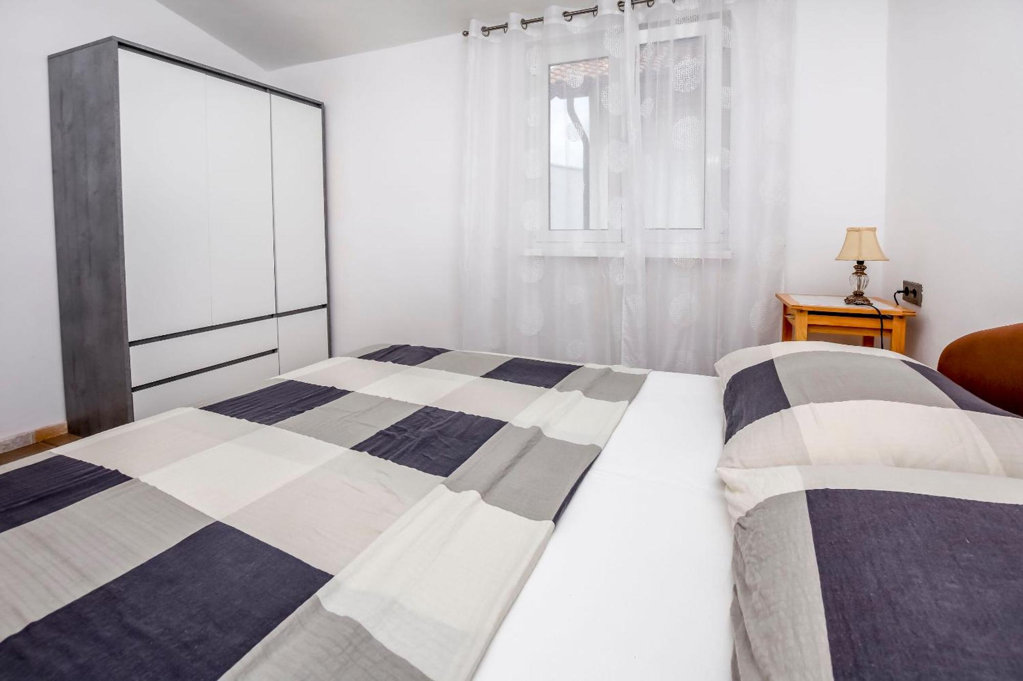 House Lucija Villa Рогозница Екстериор снимка