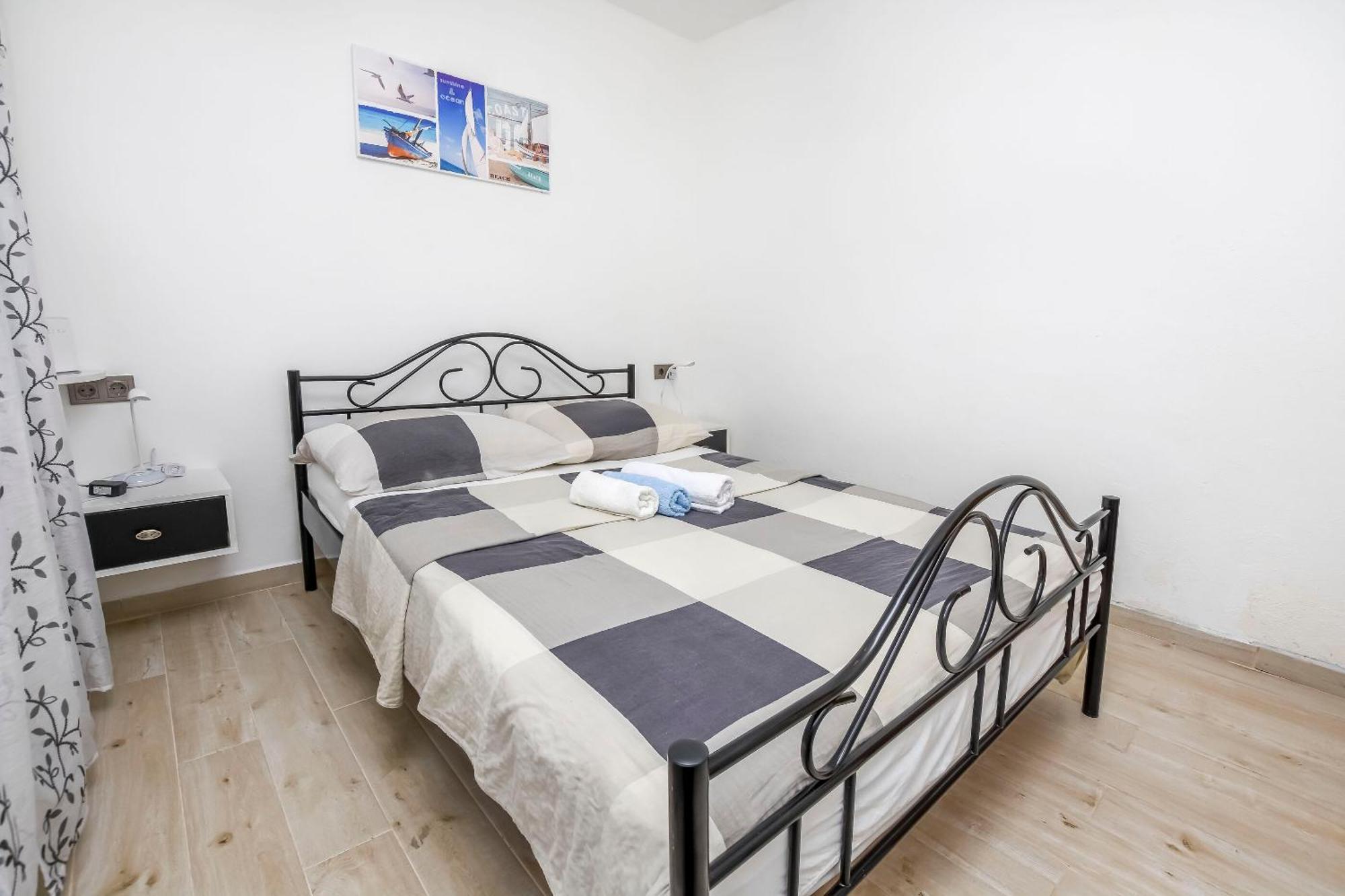 House Lucija Villa Рогозница Екстериор снимка